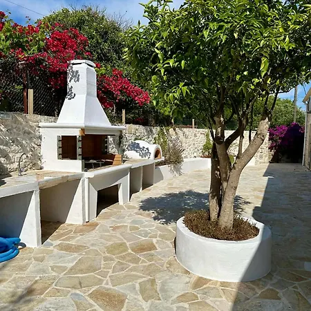 Nikolas - A Luxurious Escape With Panoramic Views Villa *