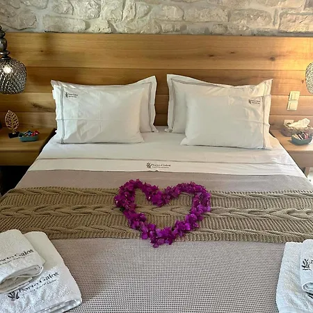 Nikolas - A Luxurious Escape With Panoramic Views Gaios