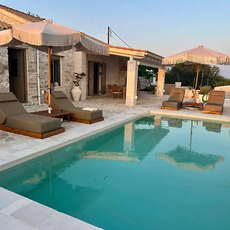 Nikolas - A Luxurious Escape With Panoramic Views Villa *