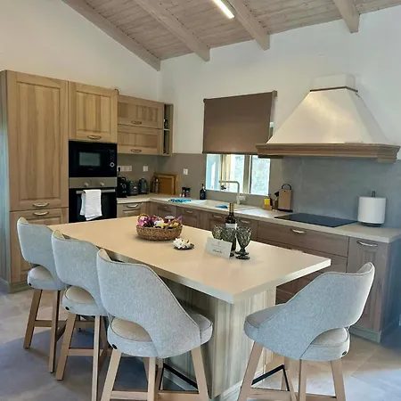 Nikolas - A Luxurious Escape With Panoramic Views Villa *