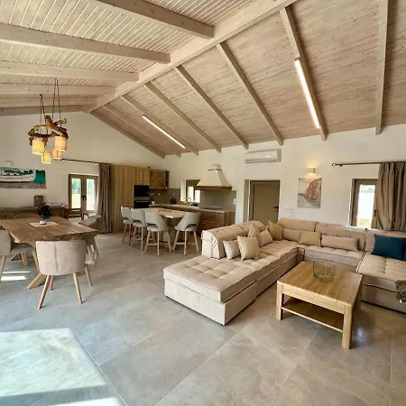 Nikolas - A Luxurious Escape With Panoramic Views Villa *
