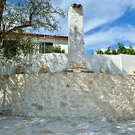 Nikolas - A Luxurious Escape With Panoramic Views Villa