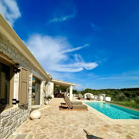 Nikolas - A Luxurious Escape With Panoramic Views Villa Gaios