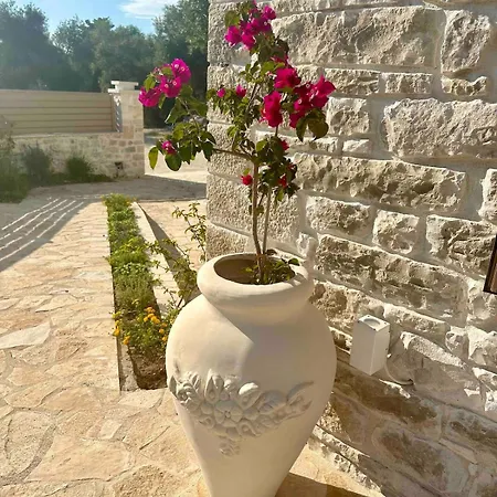 Nikolas - A Luxurious Escape With Panoramic Views Gaios
